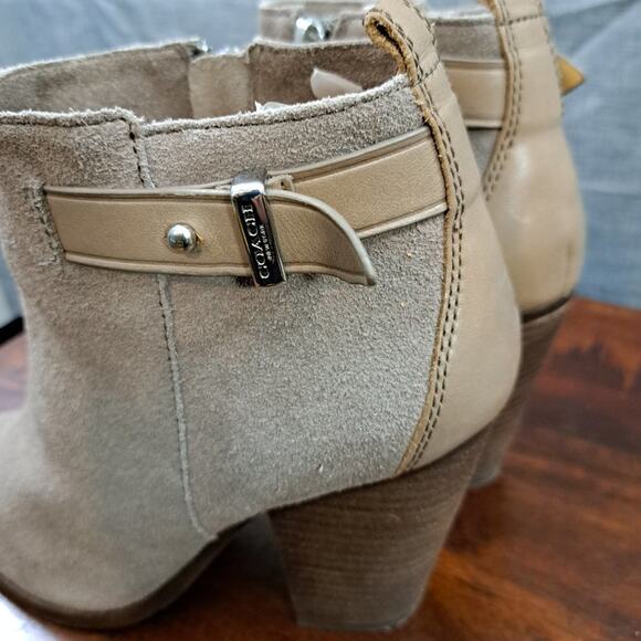 Coach Hewes Tan Suede Ankle Boots Heels Sz 6B - Picture 7 of 13